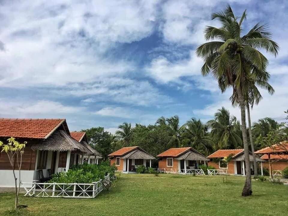 Windy Beach Cabanas Kalpitiya Esterno foto