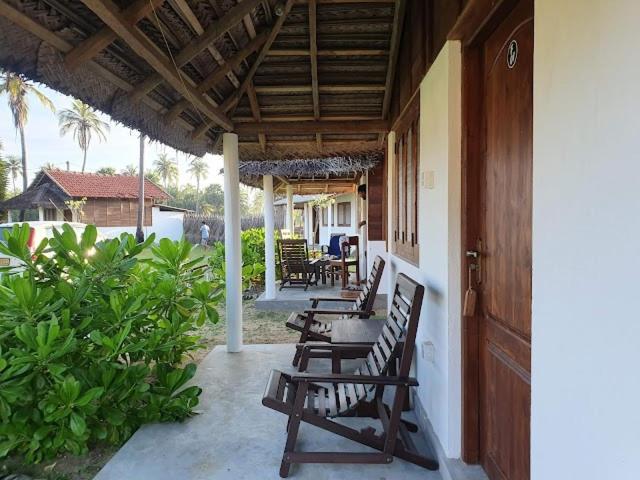 Windy Beach Cabanas Kalpitiya Esterno foto